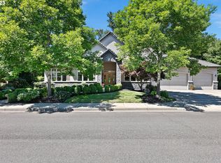 3193 Riverplace Dr, Eugene, OR