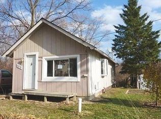 11374 Maiden Dr, Fenton, MI 48430