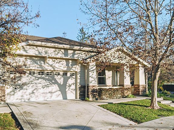 Front view with yard