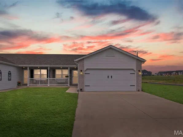 20 Chase Way Unit B, Highland, IL 62249