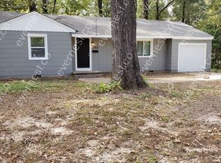 261 S Sunset Ter, Jackson, MS 39212