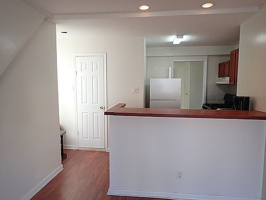 3rd image of 117-46 140th St #1