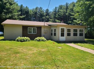 129 W 5 Point Hwy, Charlotte, MI 48813