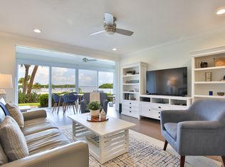 600 Sutton Pl APT 103B, Longboat Key, FL 34228