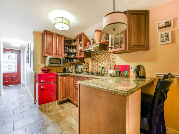 372 5th Street image 17 of 30