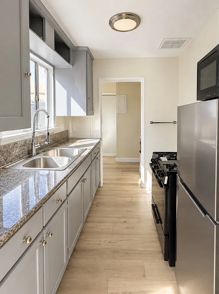1 bed, 550 sqft, $1,675 — Photo 2