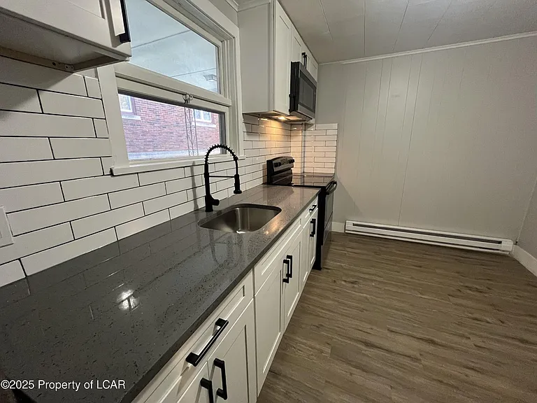 49 W Center Ave — Photo 12