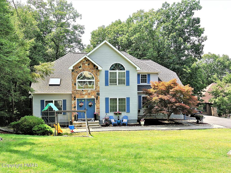 1st image of 111 Hikers Hill Ln