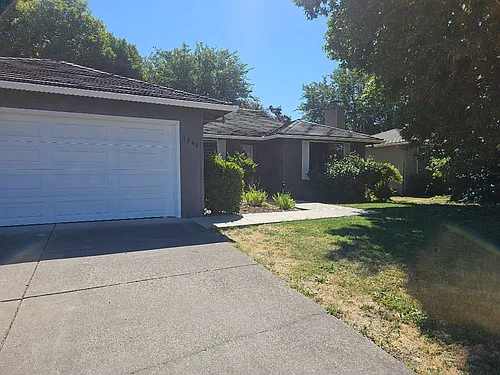 3048 Cheltenham Way Photo 1