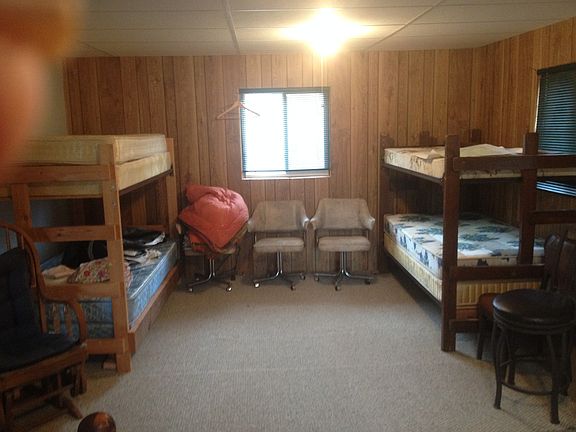 Same bedroom other side