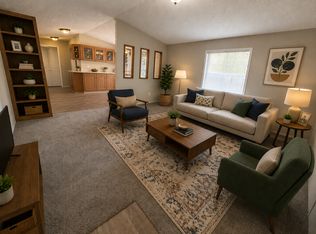 38000 Le Chateau Blvd #692, Clinton Township, MI 48038
