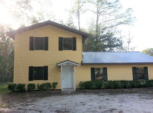 201 SW Willow St, Mayo, FL 32066