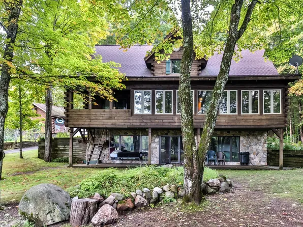 9544 Timber Wolf Rd, Presque Isle, WI 54557
