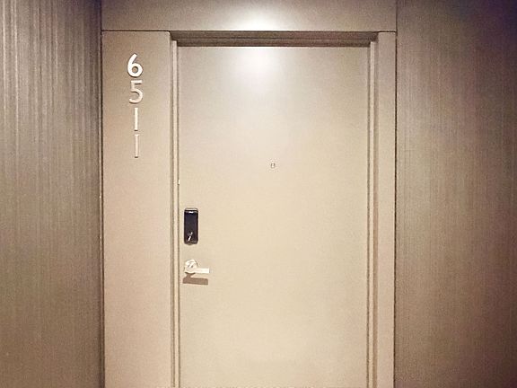 5th image of 448 Burnhamthorpe Rd W #6511