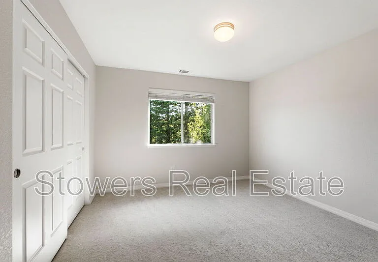 23 Westbourne Ct — Photo 34