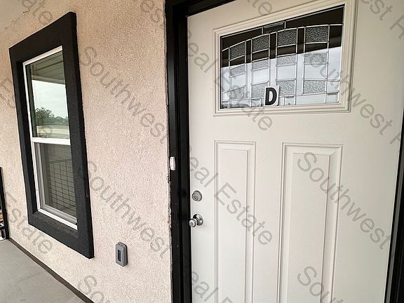 3rd image of 2105 Bobwhite Ct #D