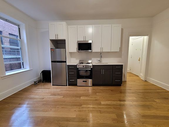 2nd image of 150 Ocean Ave #3I