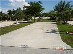 1st image of 527 Shipwreck Ln