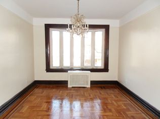118 E 51st St, Brooklyn, NY 11203
