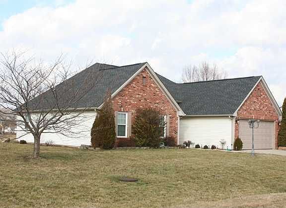 2nd image of 122 Sunrise Ln
