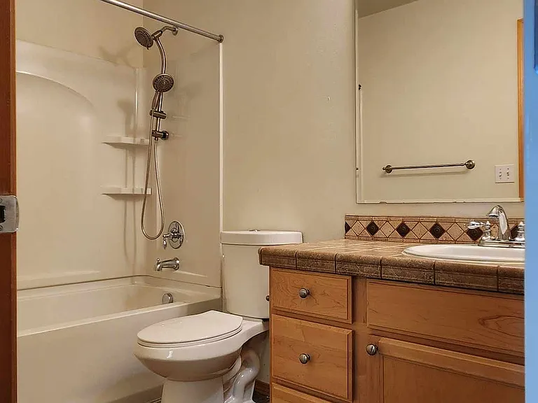 12956 NE 200th Pl — Photo 30