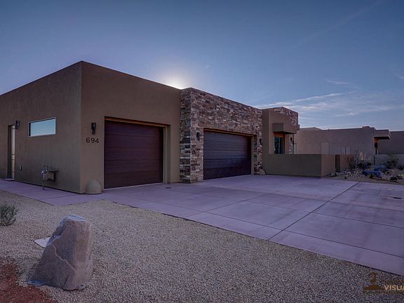 2nd image of 694 E Palisades Dr