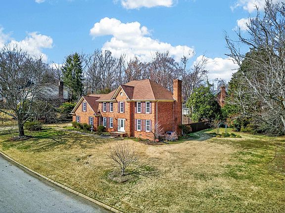 2nd image of 100 Terrence Ct