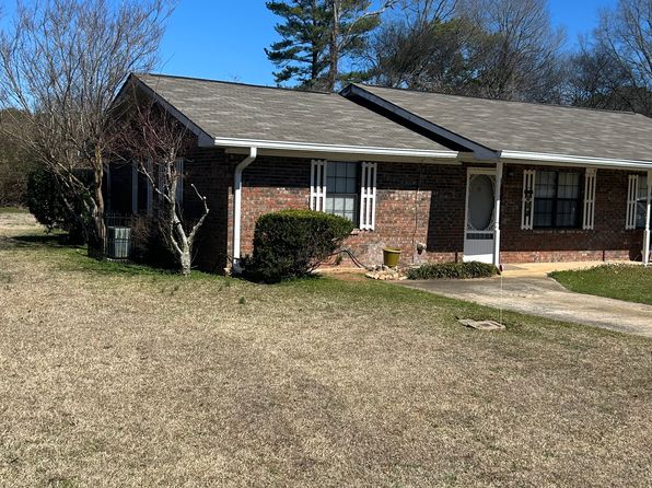 25 Club Estates Dr #27