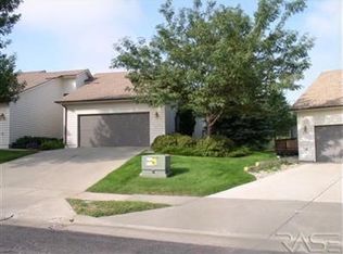 1309 N Tahoe Trl #10, Sioux Falls, SD 57110
