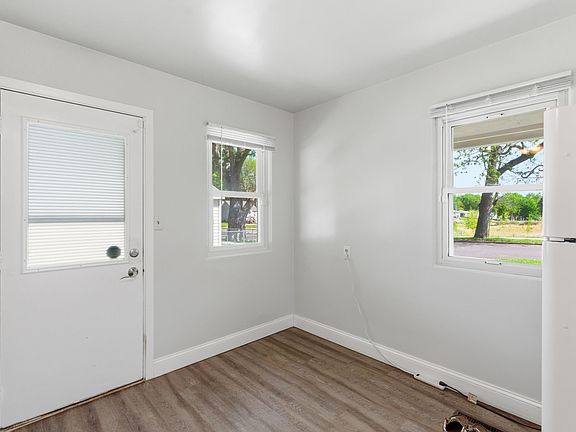 4th image of 1508 W 28th St