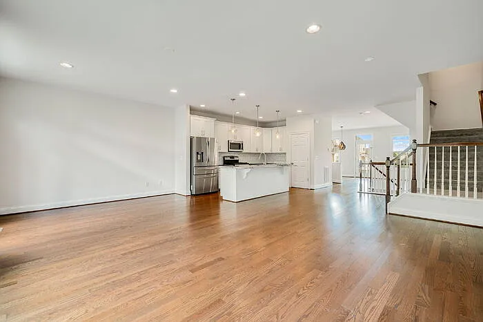 5413 Hickory Ann Dr — Photo 13