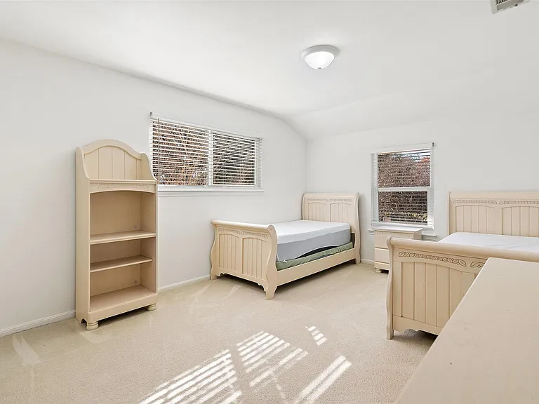 6906 One Oak Rd — Photo 24