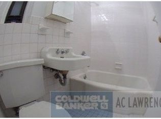 202 E 70th St, New York, NY 10021