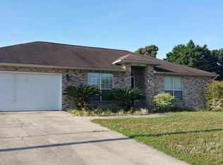 10030 Hummingbird Blvd, Pensacola, FL 32514