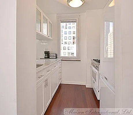 Rented by Maison International | media 21