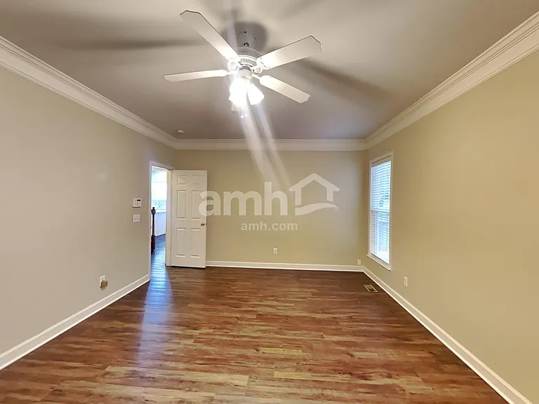 1725 Woodland Pointe Dr — Photo 9