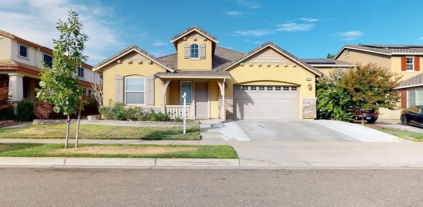 585 Fresian Dr photo 1
