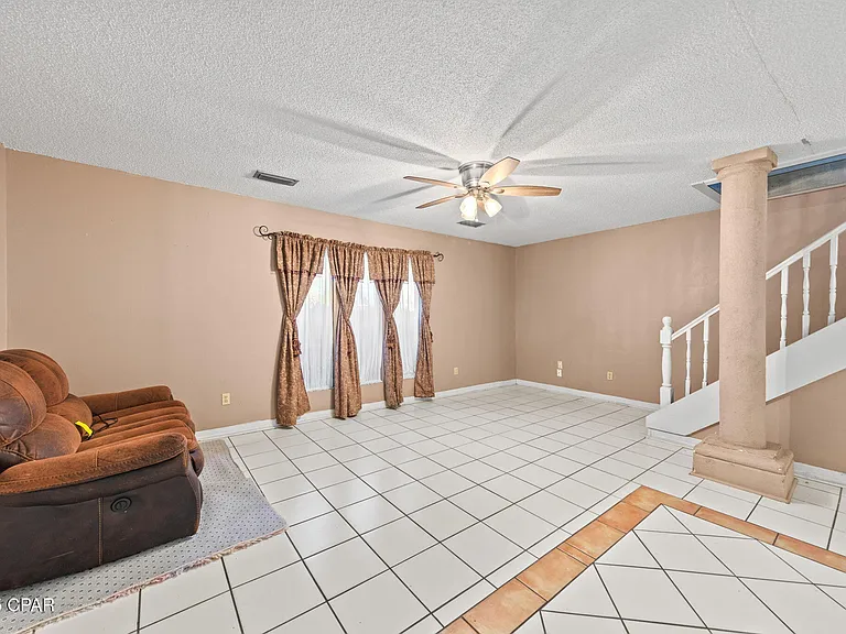 301 Fairway Blvd — Photo 18