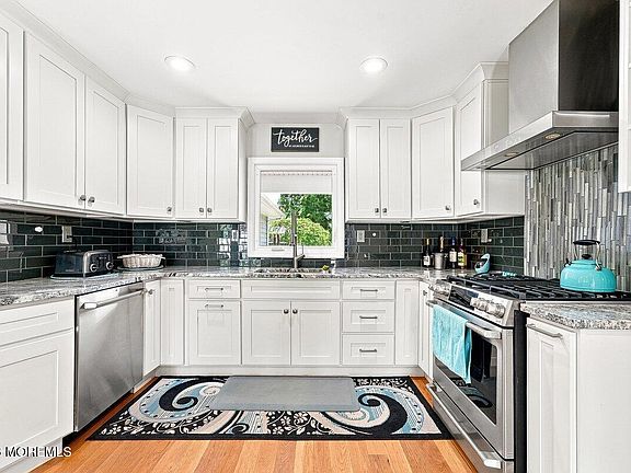 3rd image of 53 Ivy Way