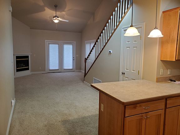 3rd image of 155 Fairway Blvd