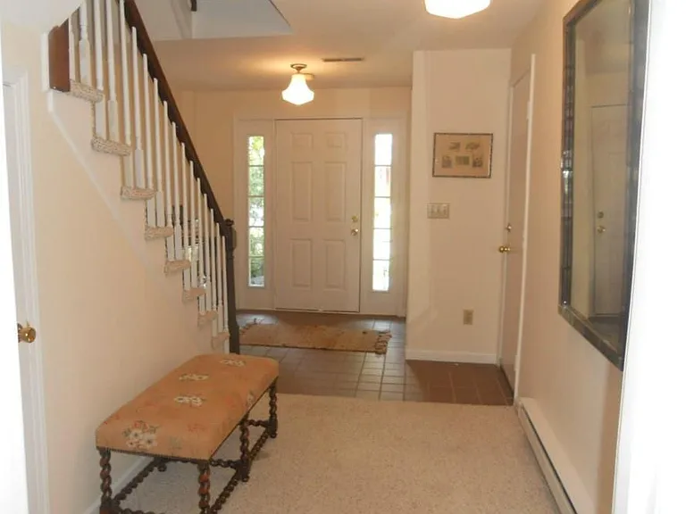 149 King St #5 — Photo 3