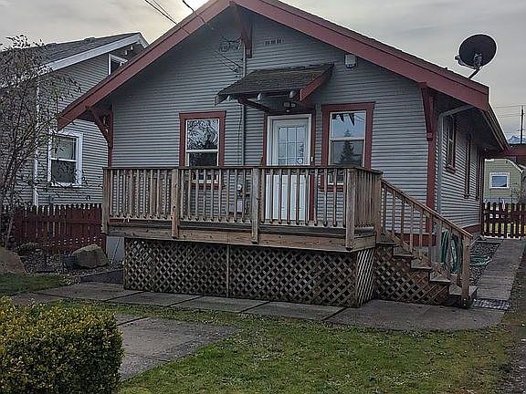 3rd image of 113 E East 13th