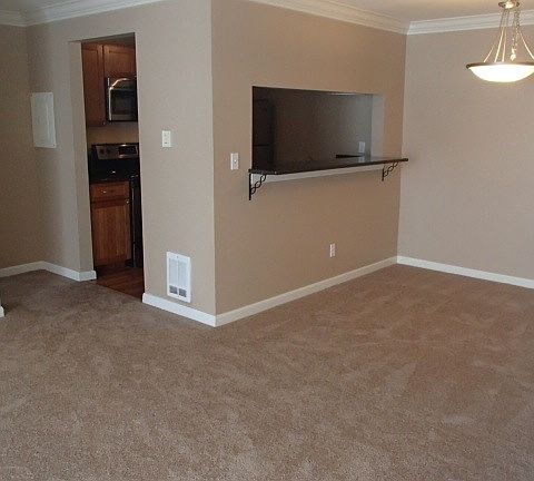 Dining Area to Kitchen