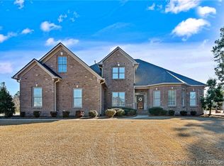 6423 Touchstone Dr, Fayetteville, NC 28311