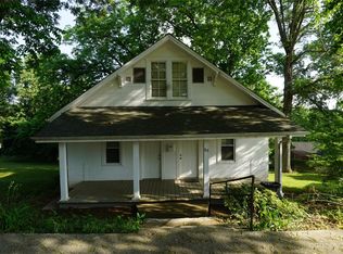 65 20th Ave SW, Hickory, NC 28602