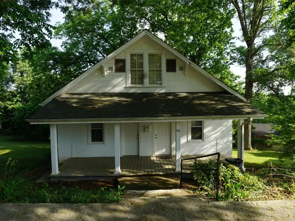 65 20th Ave SW, Hickory, NC 28602