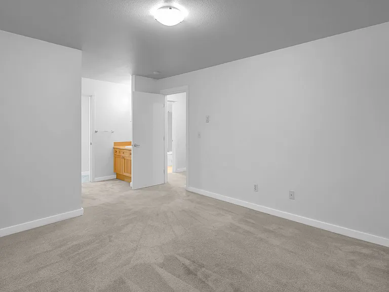 9805 Avondale Rd NE #W159 — Photo 20