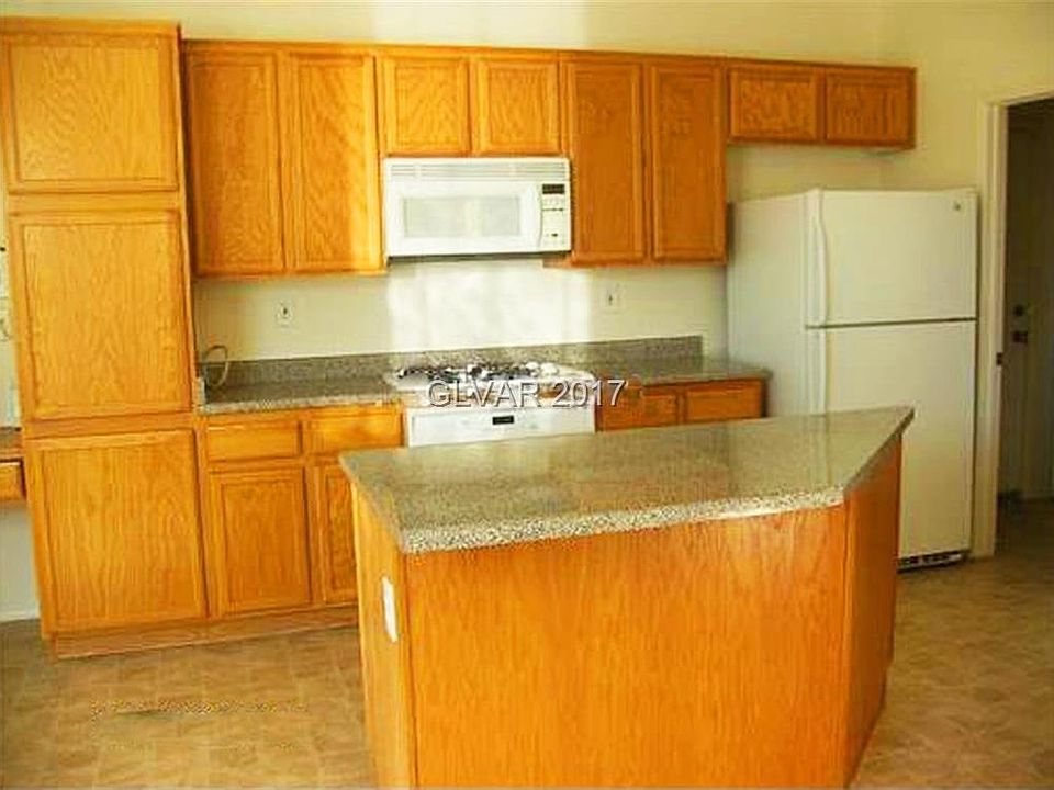 2nd image of 10234 Garden State Dr #0