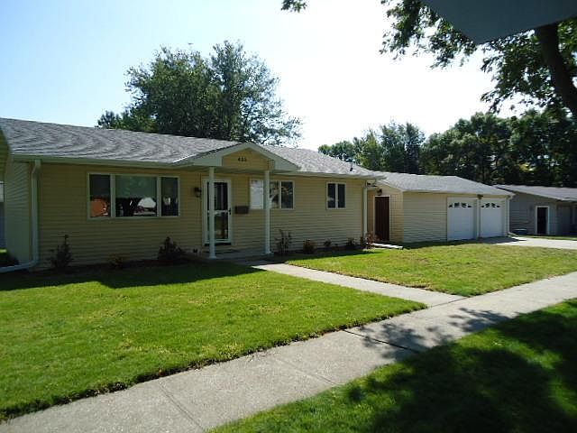 1st image of 420 N Heckart St