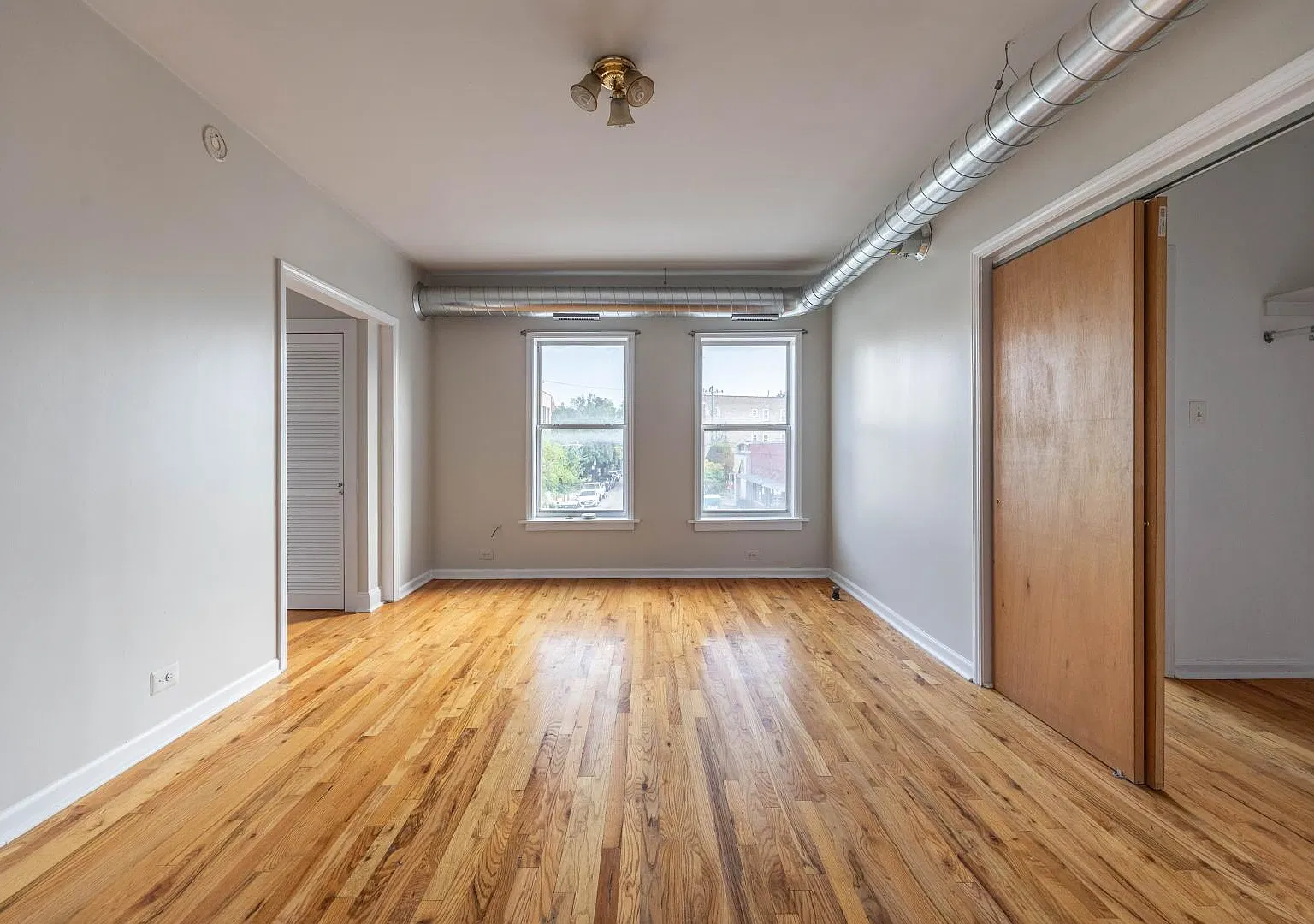 2712 North Milwaukee Avenue #208 — Photo 2